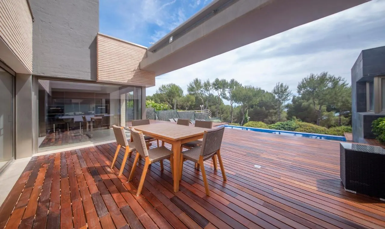 Limonium Deluxe Villa With Private Pool, Tarracohomes Tarragona