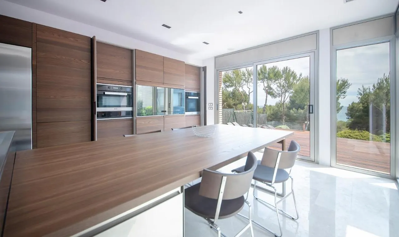 Limonium Deluxe Villa With Private Pool, Tarracohomes Tarragona