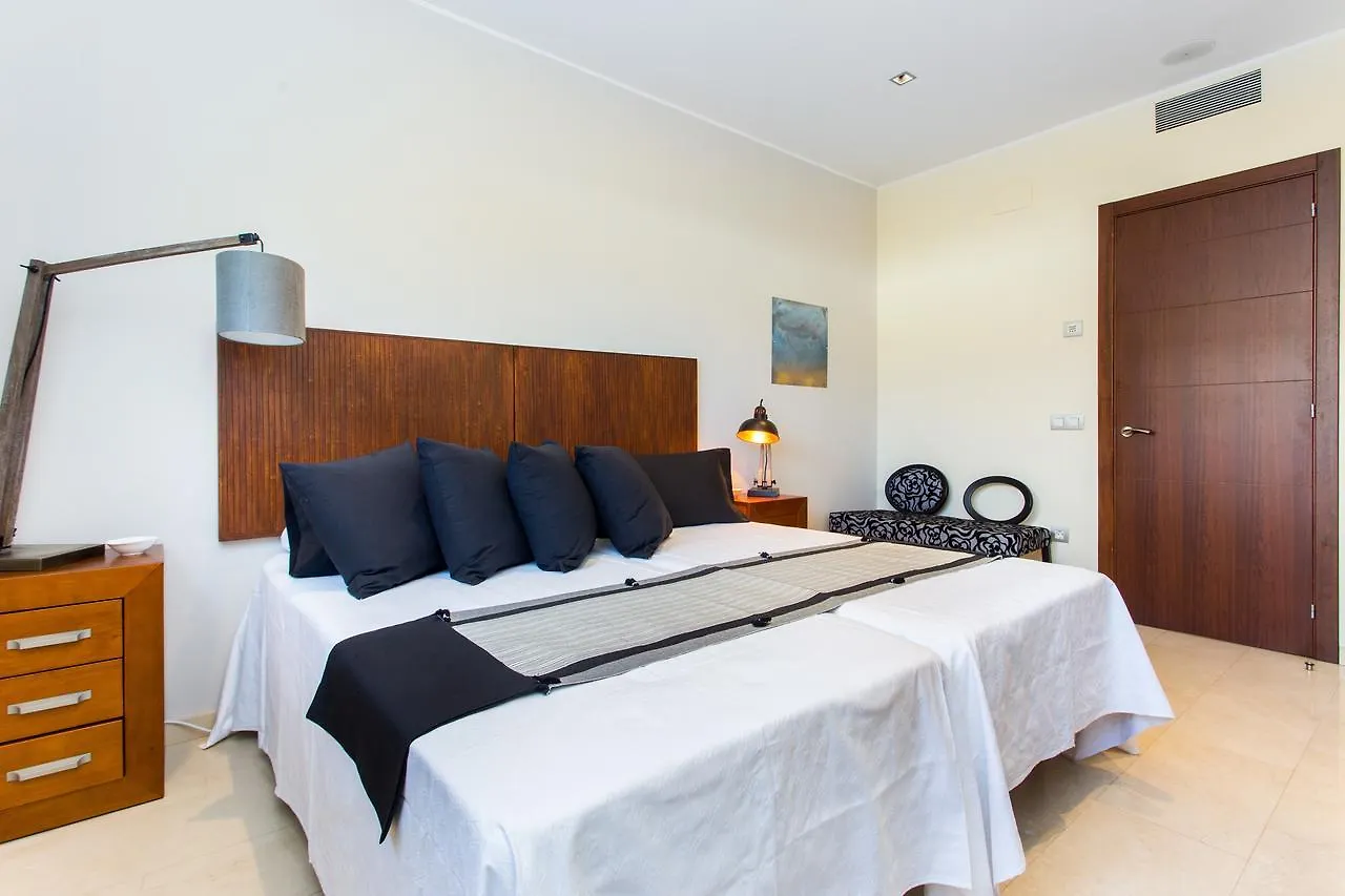 Limonium Deluxe Villa With Private Pool, Tarracohomes Tarragona